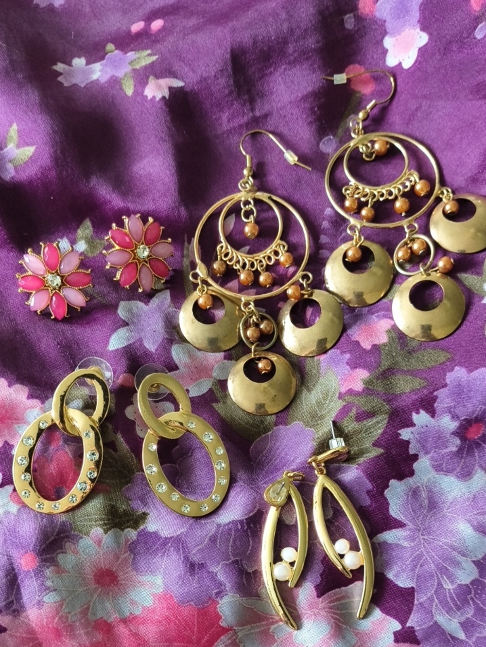 4 Pair Variety Goldtone Earring Lot